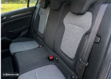 Renault Mégane Sport Tourer 1.5 Blue dCi Limited - 4