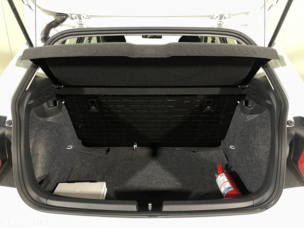 Volkswagen Polo 1.0 Trendline - 11