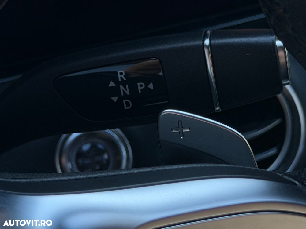 Mercedes-Benz E 220 d 9G-TRONIC AMG Line - 33