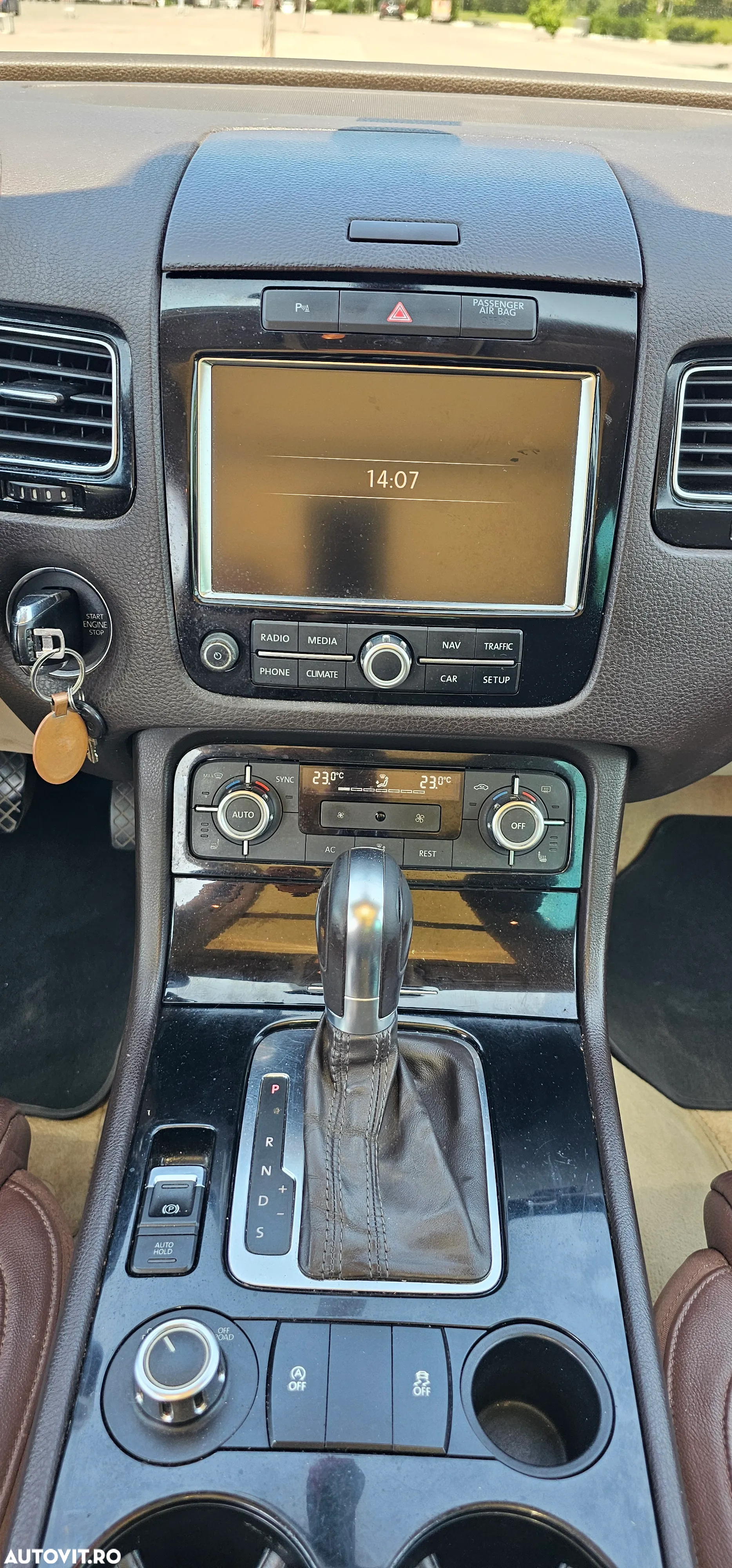 Volkswagen Touareg 3.0 V6 TDI BMT - 8