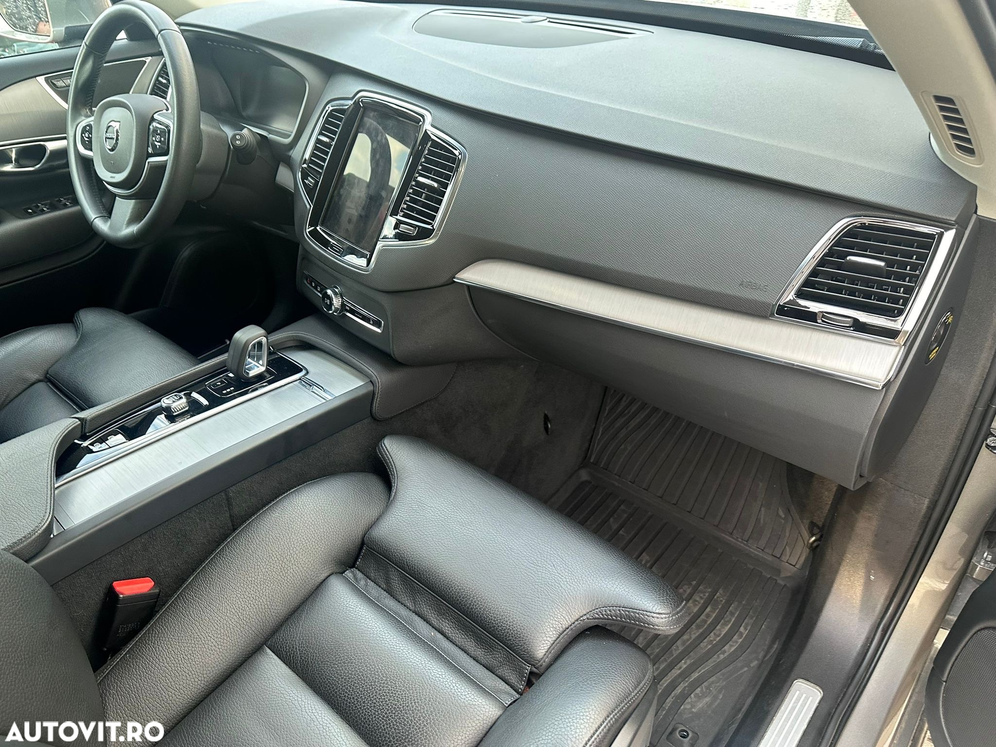 Volvo XC 90 B5 MHEV AWD 5 locuri Momentum Pro - 13