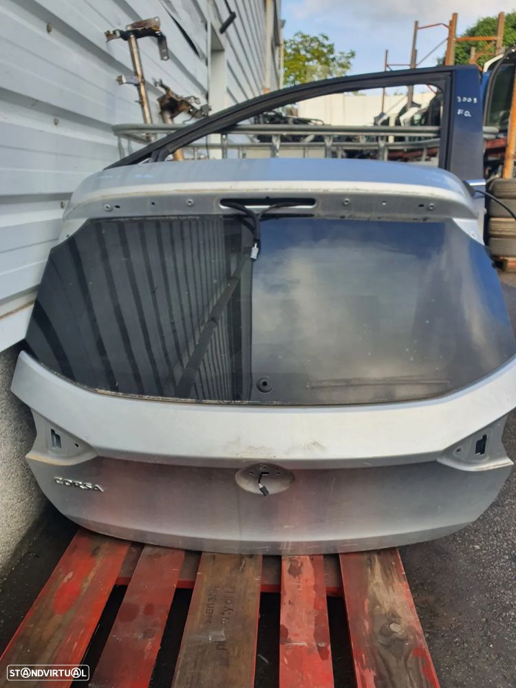 TAMPA MALA OPEL CORSA F