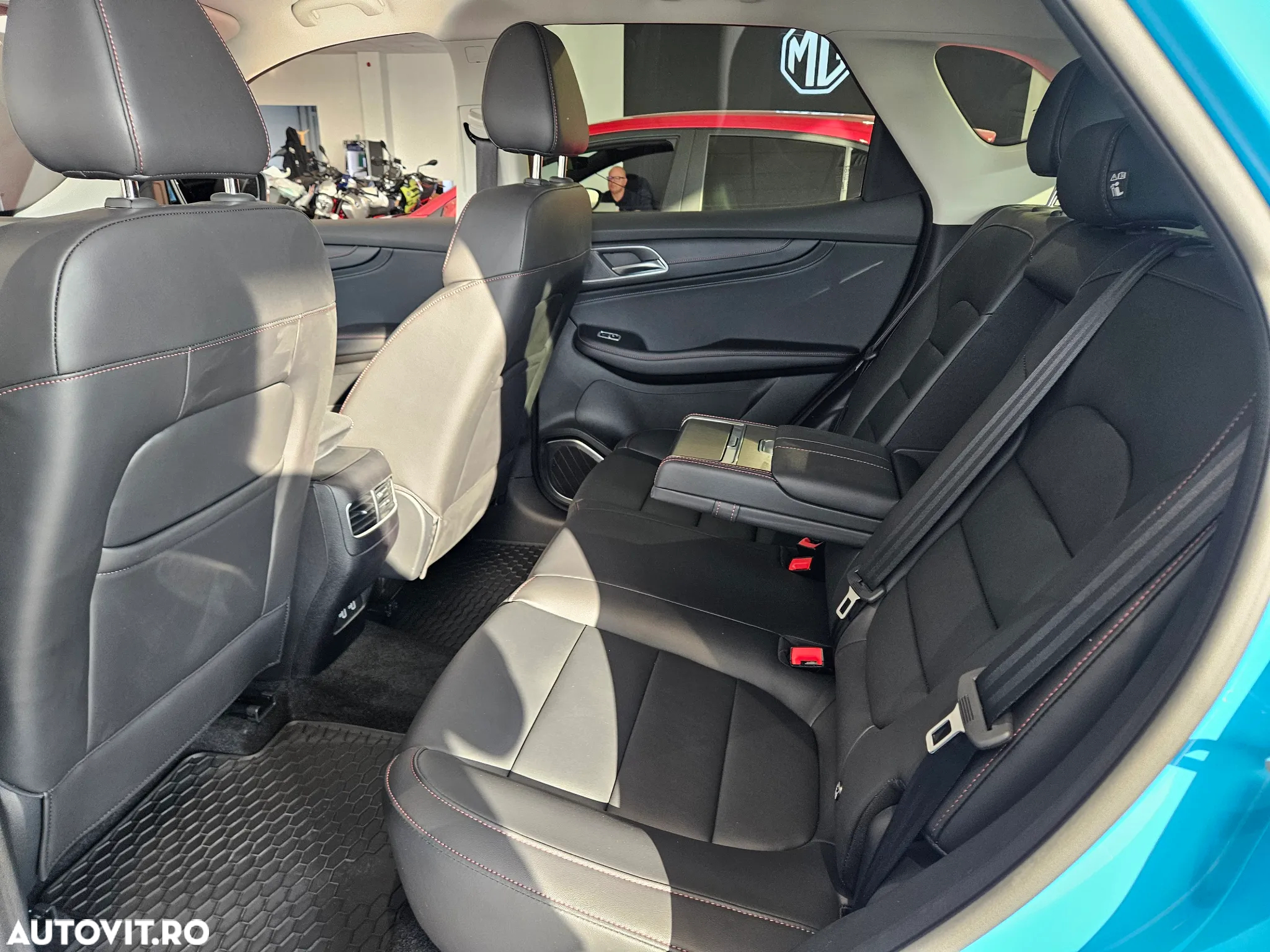 MG HS 1.5 T-GDi 7DCT Excite - 3