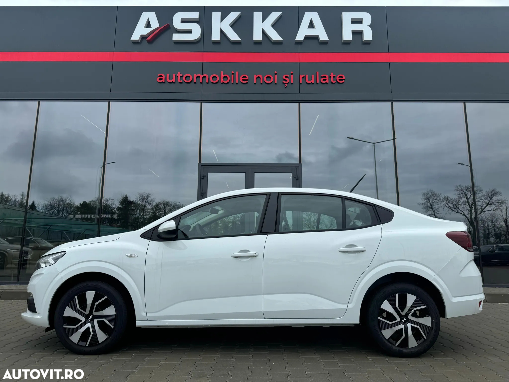 Dacia Logan ECO-G 100 MT6 Expression - 9