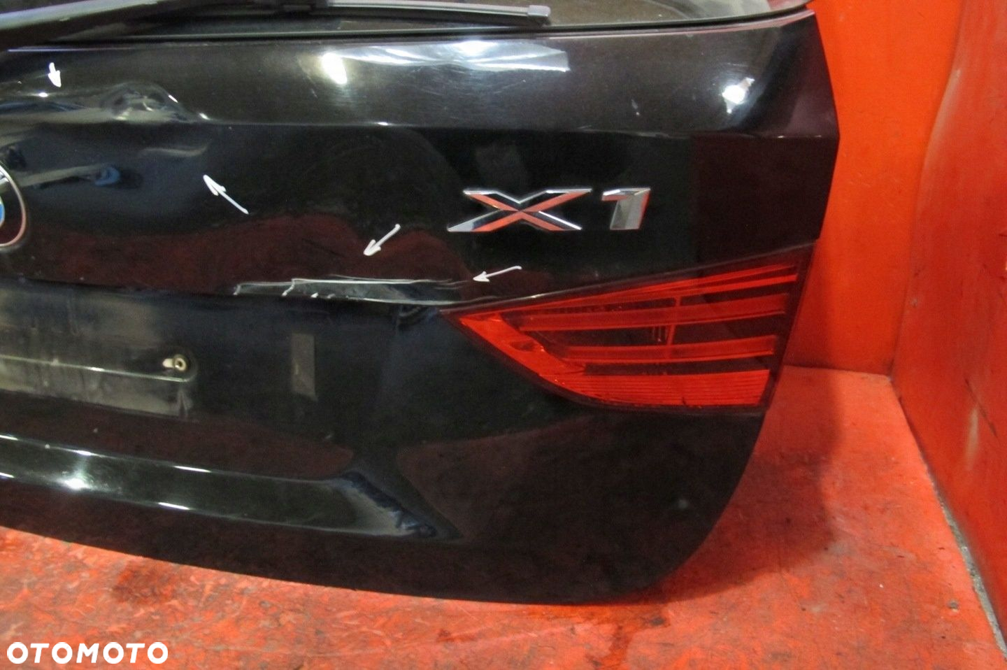 BMW X1 E84 LCI LIFT KLAPA SZYBA BAGAŻNIKA TYŁ TYLNA 668 SCHWARZ 2 - 9