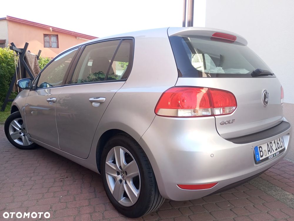 Volkswagen Golf - 4