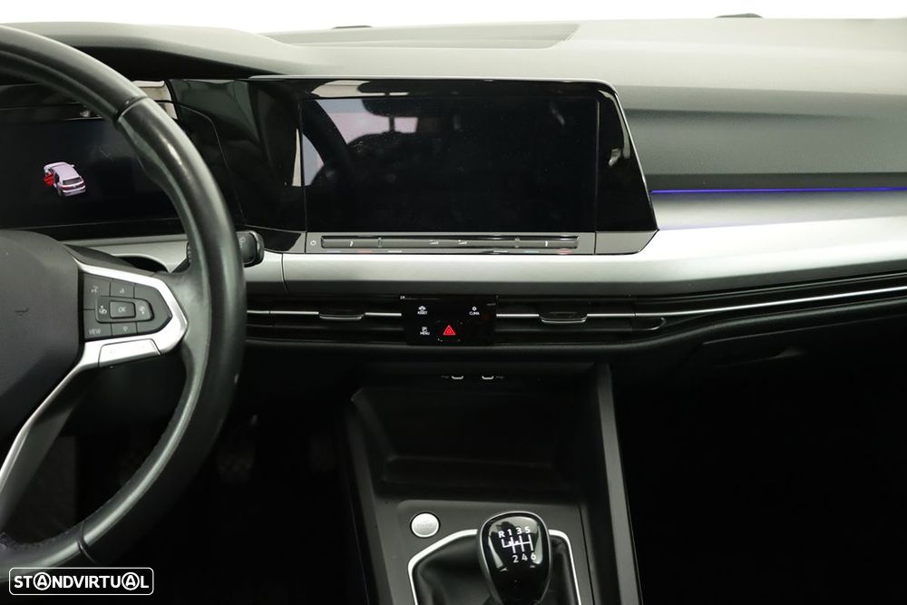 VW Golf 1.0 TSI Sportline - 9