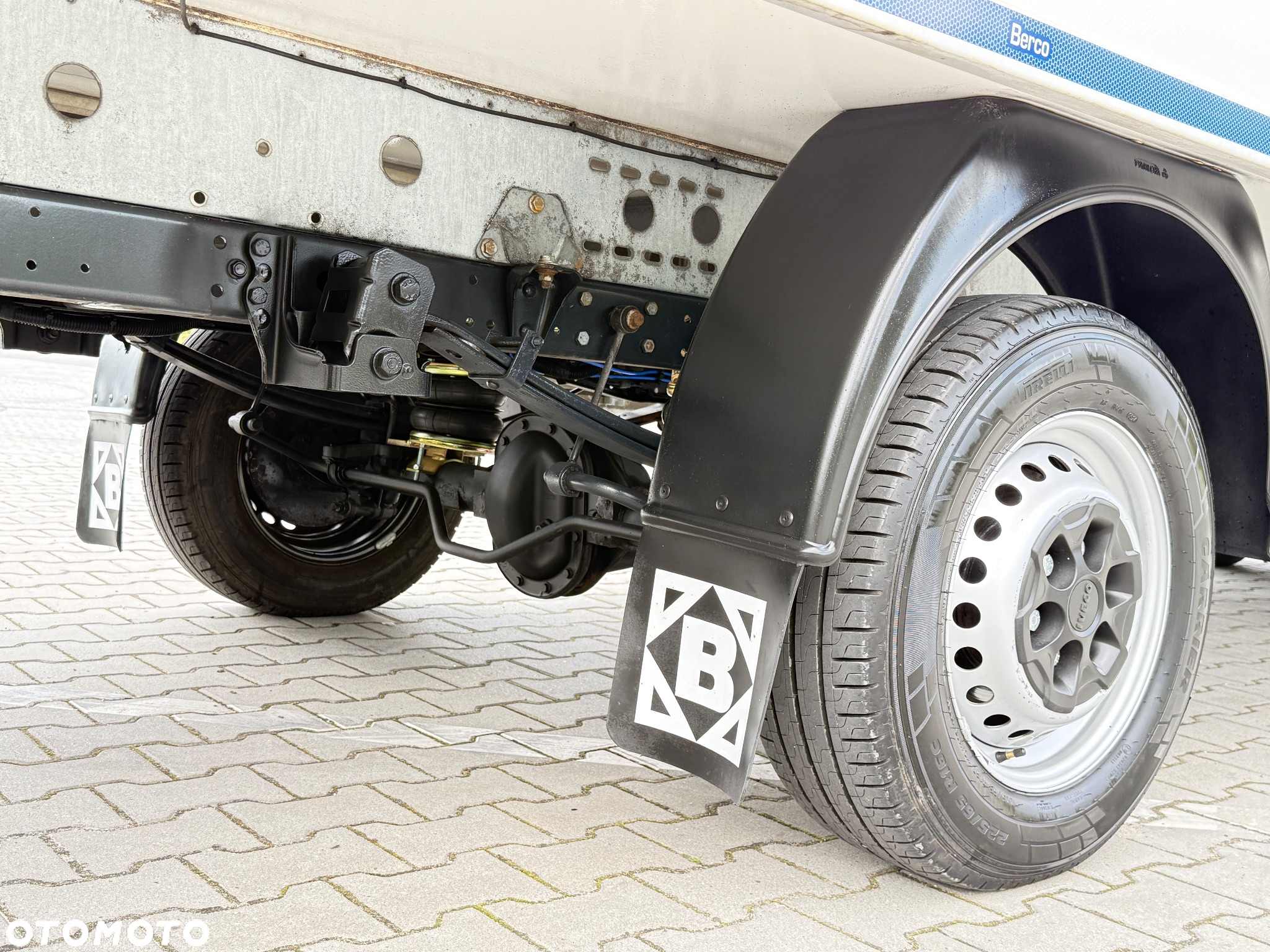 Iveco DAILY 35-160 160KM Hi Matic *Resor+Poduszka* Full LED Kontener * Izoterma +Winda 750KG SUPER STAN!!! - 31