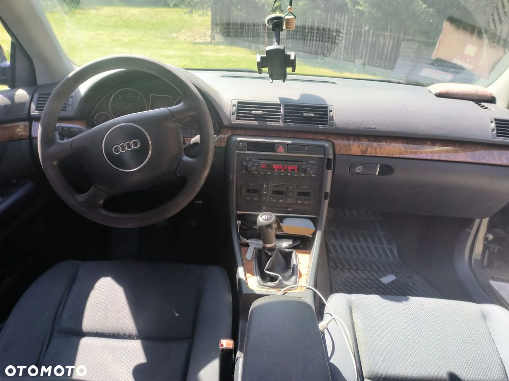 Audi A4 Avant 1.9 TDI - 12