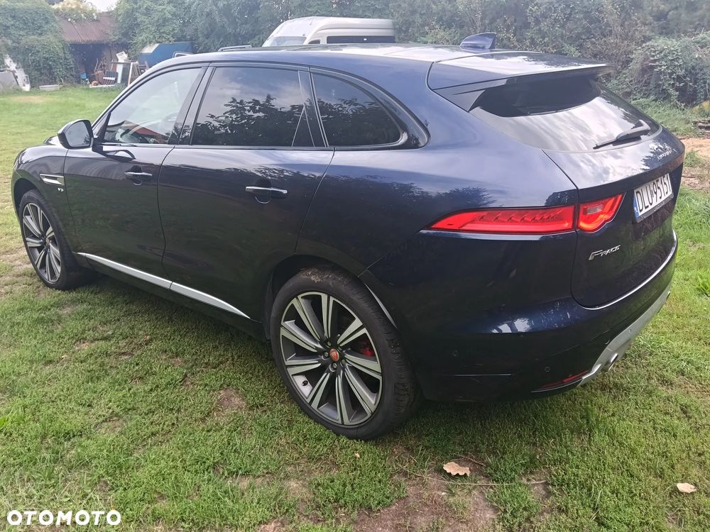 Jaguar F-Pace 3.0 TDV6 AWD 300 Sport - 4