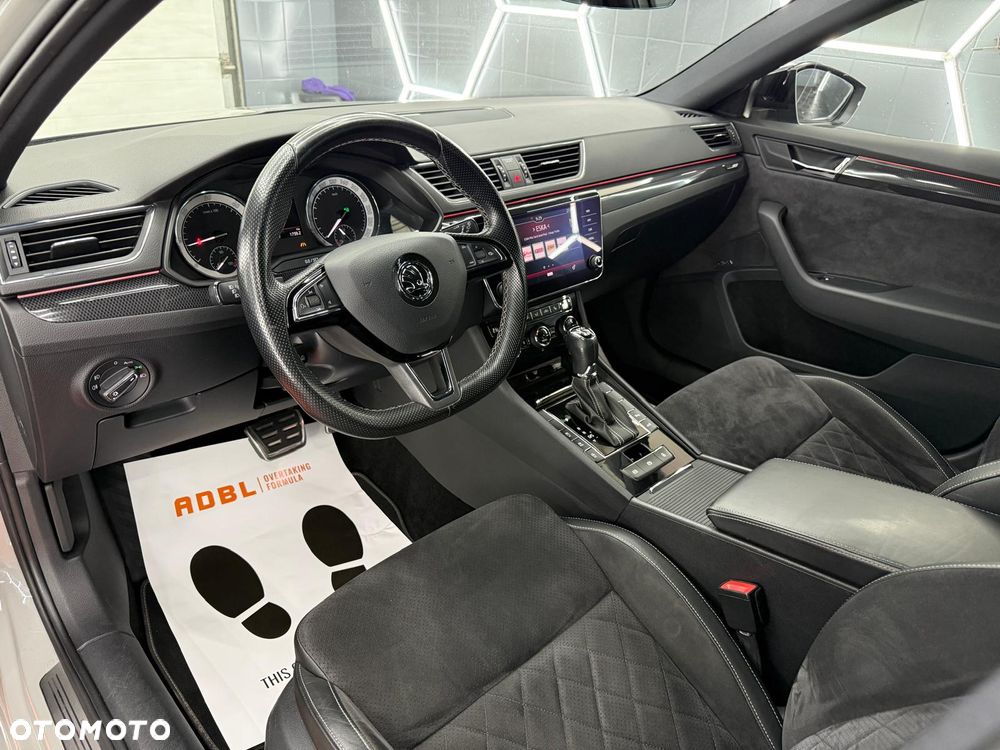 Skoda Superb 2.0 TDI 4x4 DSG Sportline - 26