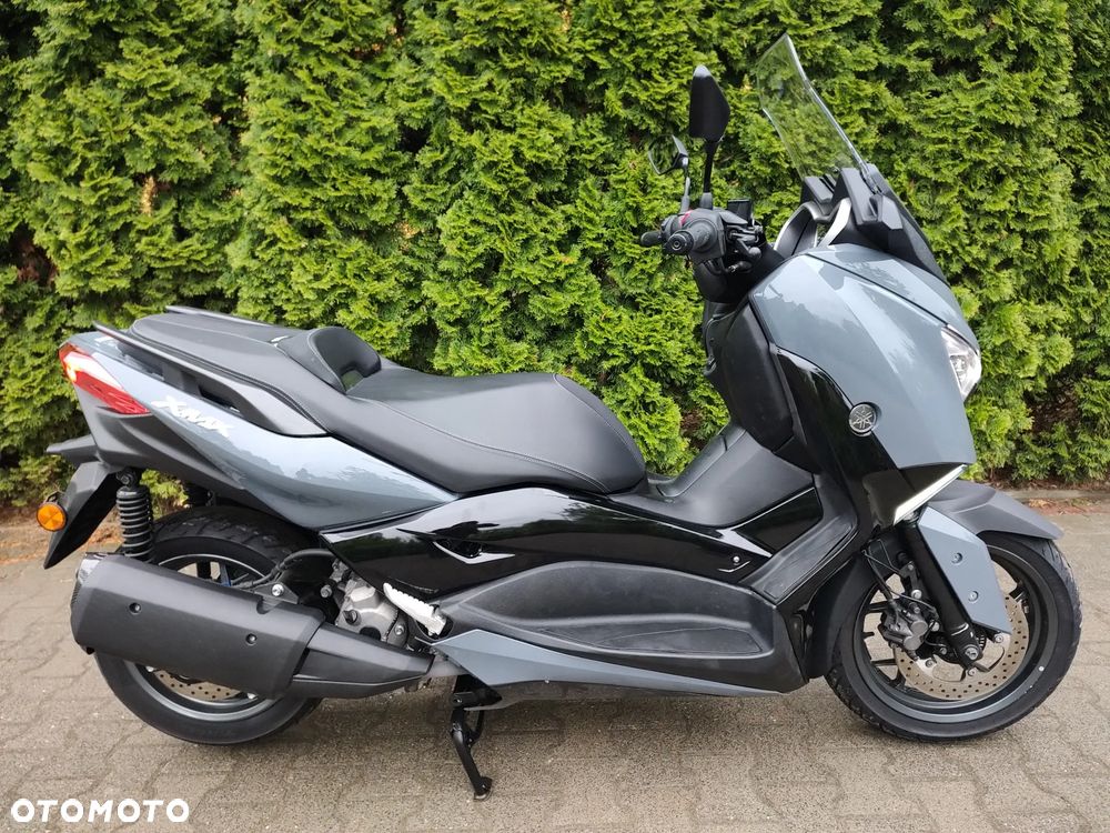 Yamaha X-max - 3