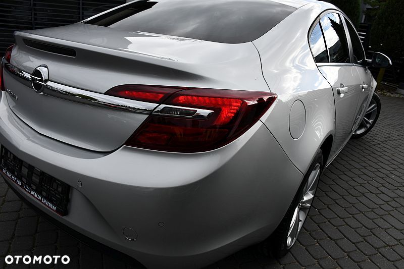 Opel Insignia 1.4 T Cosmo S&S - 35