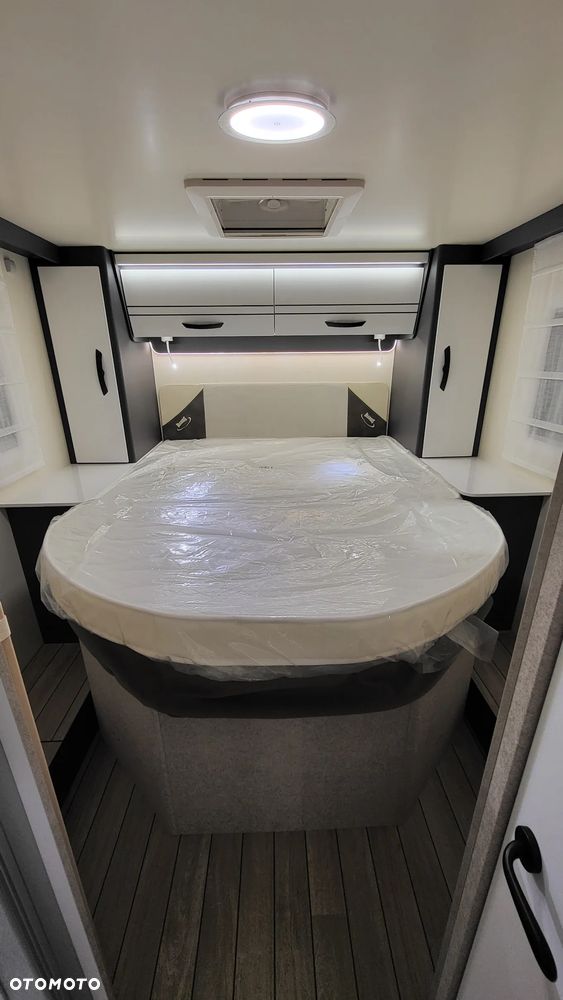 McLOUIS MC4 381 - 4 osobowy - 26