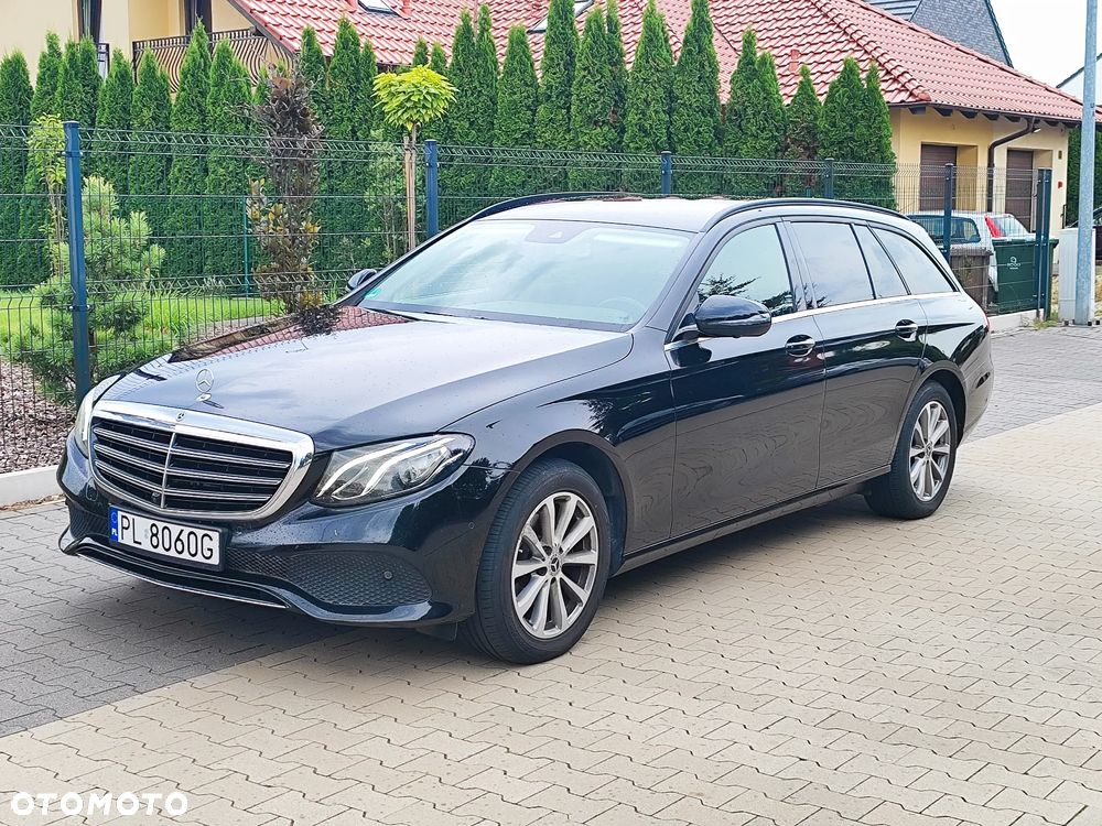 Mercedes-Benz Klasa E 220 d 4Matic 9G-TRONIC - 3