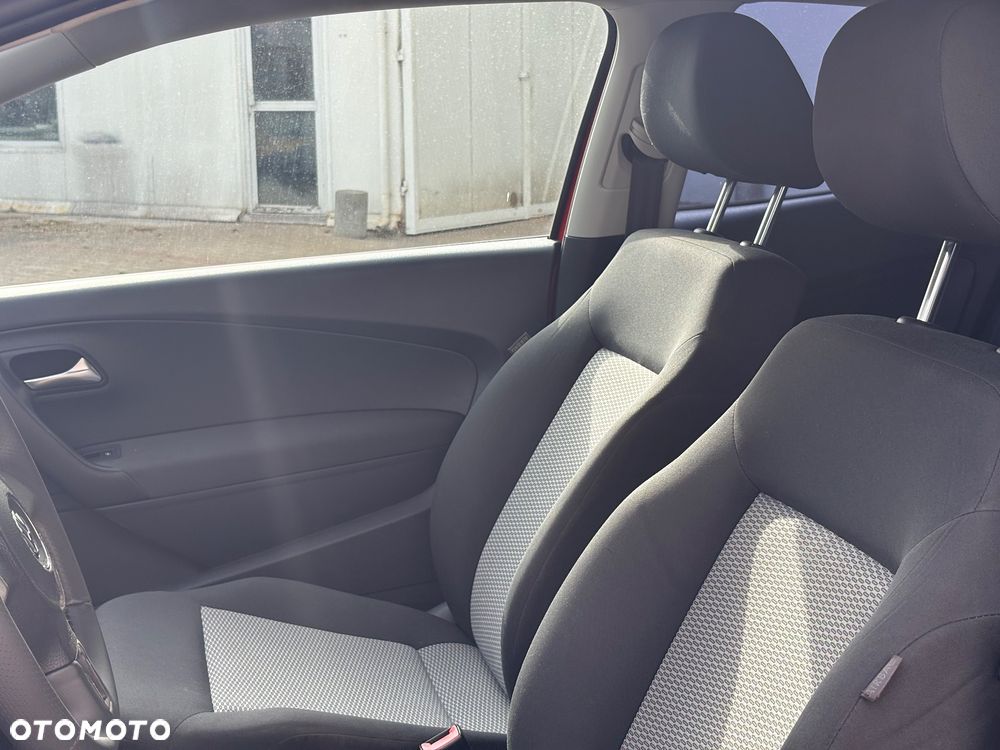 Volkswagen Polo 1.2 Highline - 16
