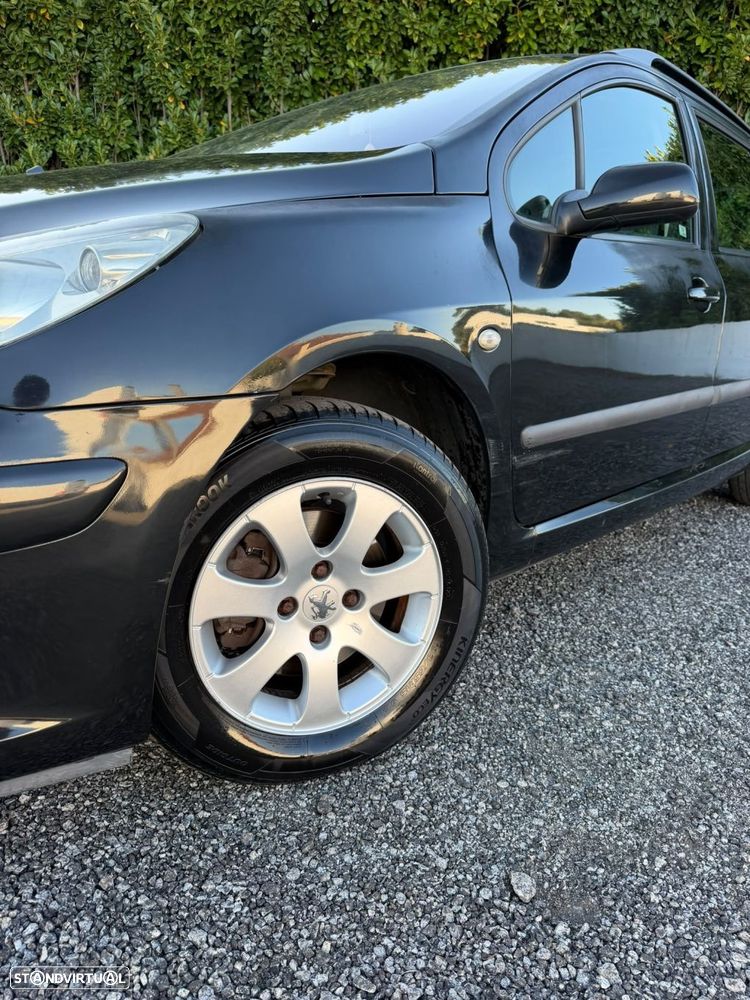 Peugeot 307 Break 1.4 16V Executive - 22