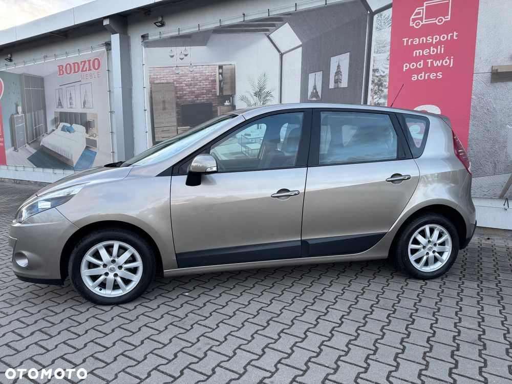 Renault Scenic - 28