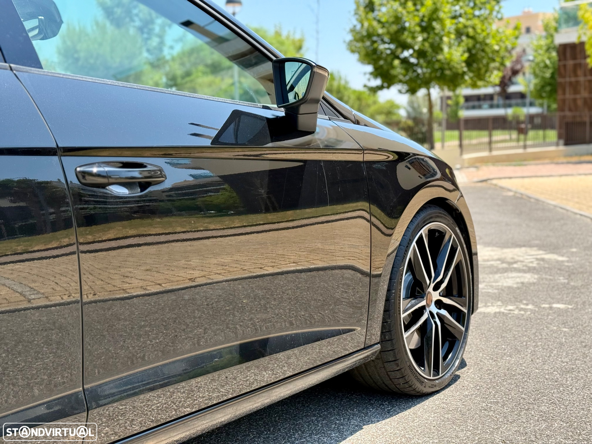 SEAT Leon ST 2.0 TSI S&S DSG Cupra 300 - 4