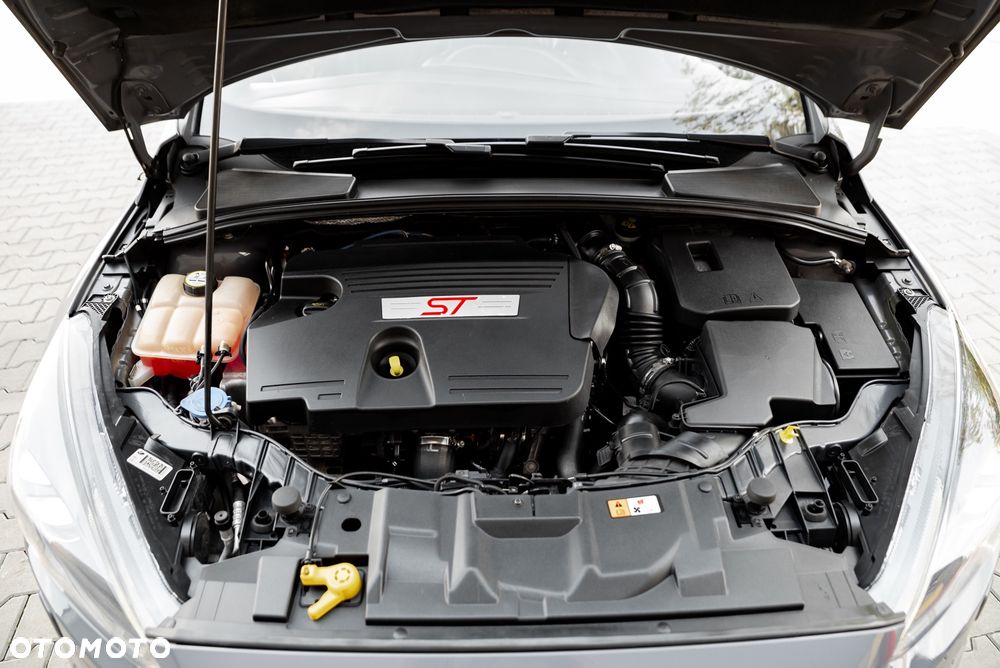 Ford Focus 2.0 TDCi ST - 39