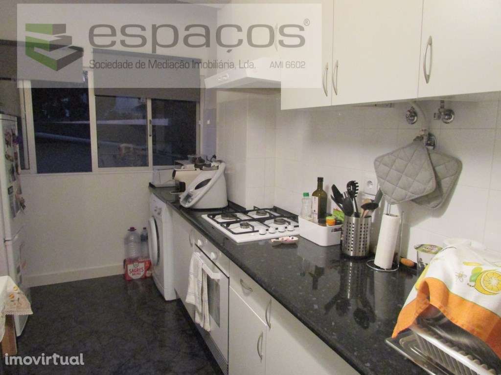 Apartamento T2 São João da Talha, Ótimo estado - Grande imagem: 2/11