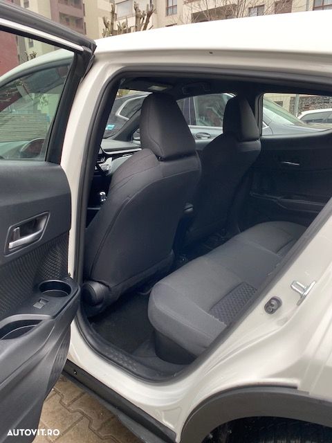 Toyota C-HR 1.8 HSD 122 CP 4x2 CVT C-lassy - 10