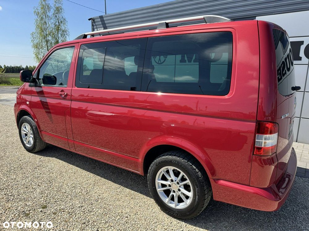 Volkswagen Multivan - 11