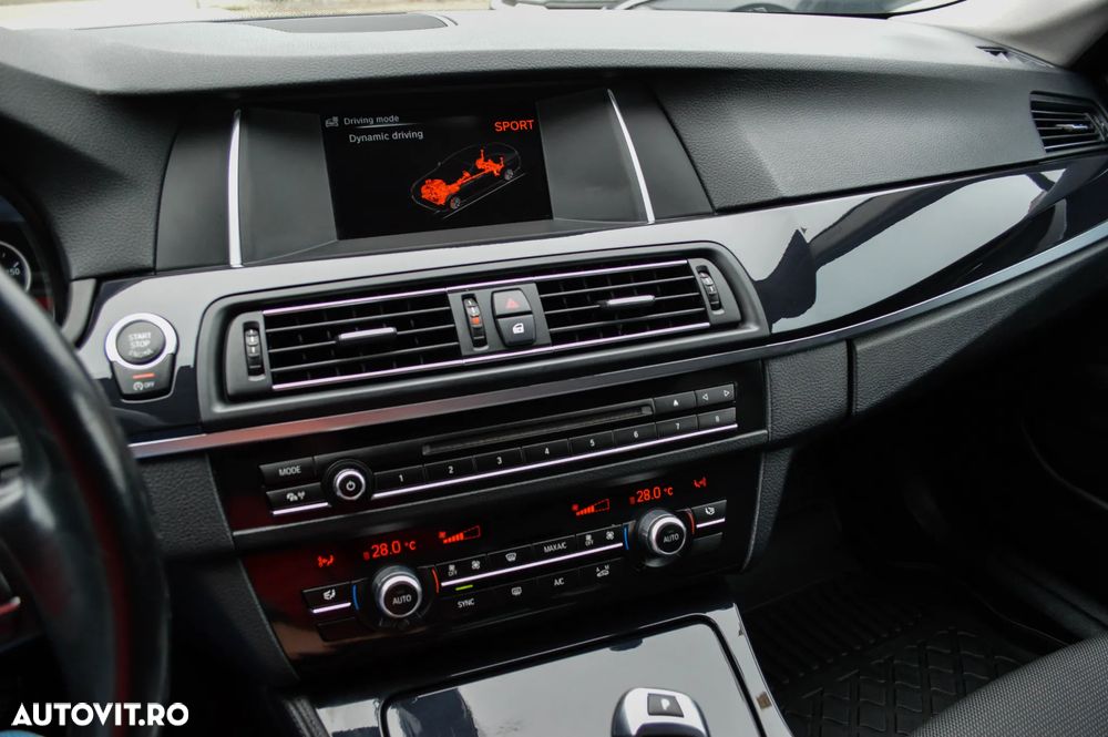 BMW Seria 5 520d Aut. Sport Line - 16