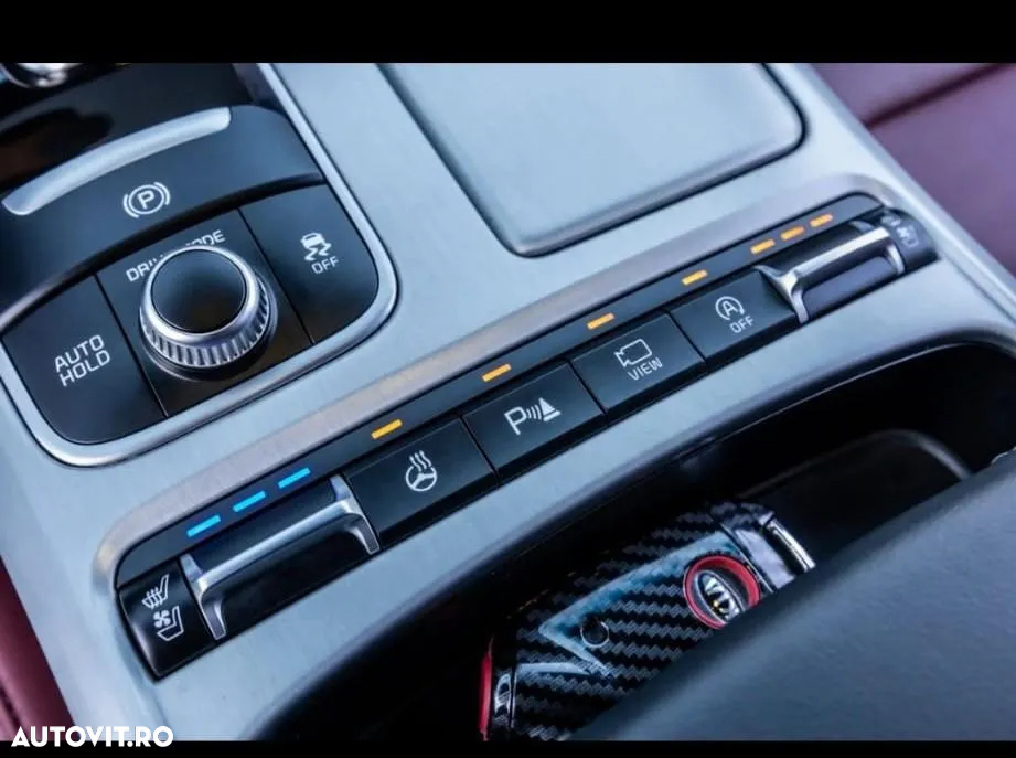 Kia Stinger 3.3 T-GDI 8AT AWD GT - 28