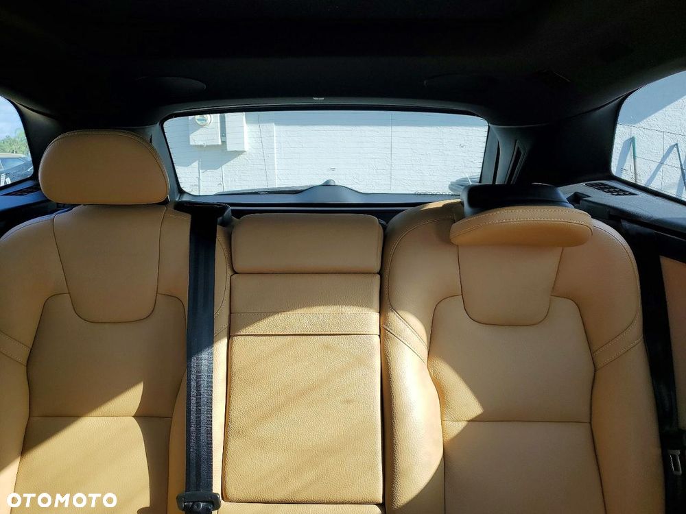 Volvo XC 60 T8 AWD Recharge Geartronic Inscription - 11