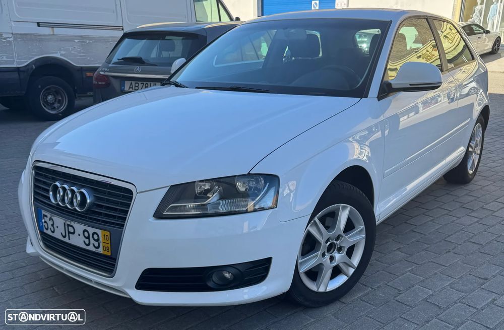 Audi A3 1.6 TDI Sport - 1