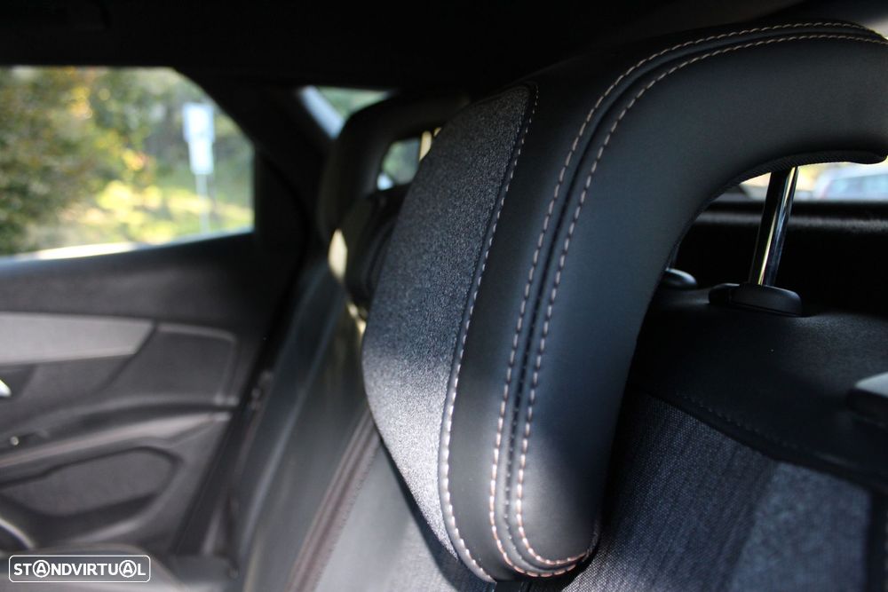 Peugeot 3008 1.5 BlueHDi GT Line - 40