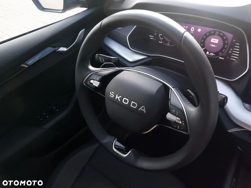 Skoda Octavia 1.5 TSI mHEV Selection DSG - 26