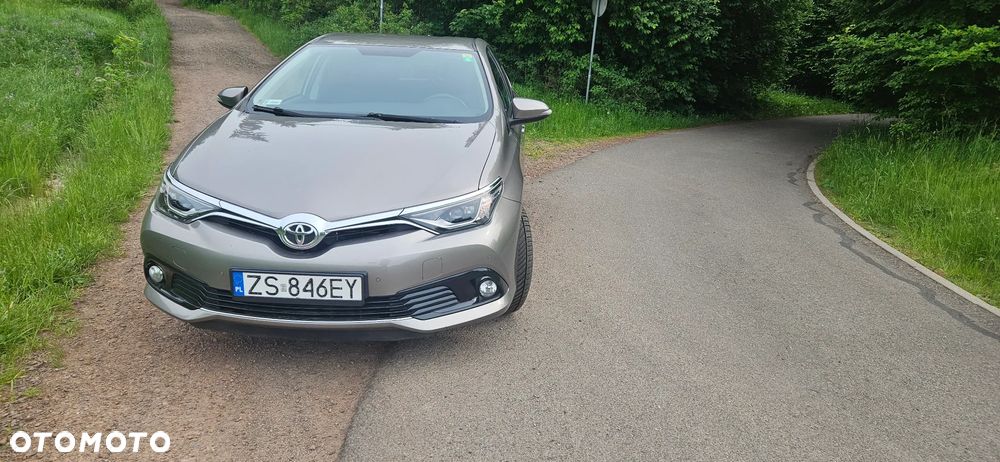 Toyota Auris 1.2 T Dynamic - 8