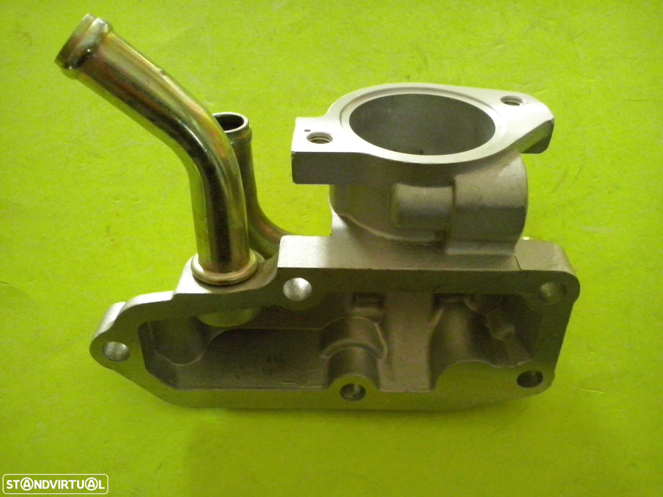 Caixa /Corpo do termostato Opel Campo Bedford Brava Isuzu NOVO - 1