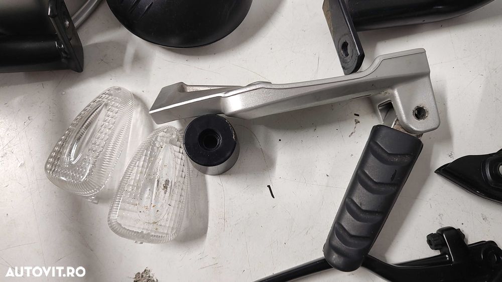 Suport parbriz oglinzi scarite BMW R1200R - 6