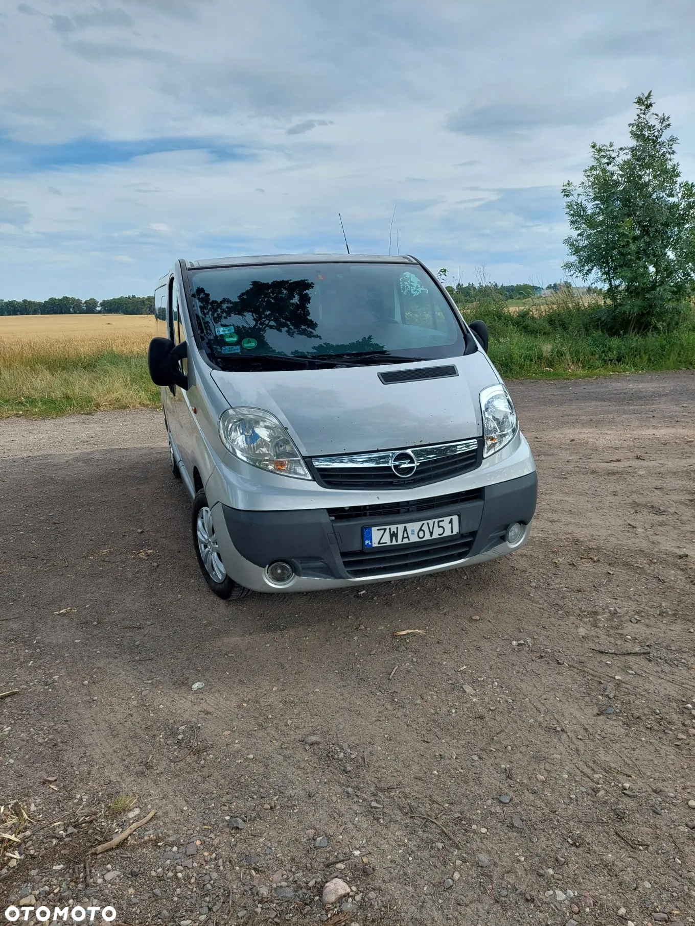 Opel Vivaro - 2