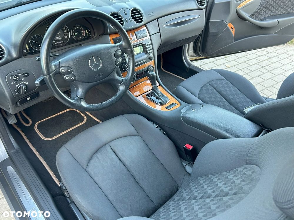 Mercedes-Benz CLK - 15