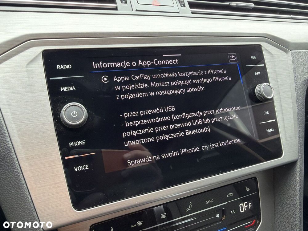 Volkswagen Passat - 13
