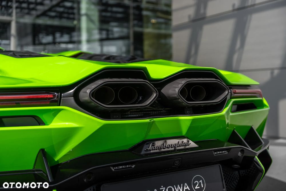 Lamborghini Revuelto - 13