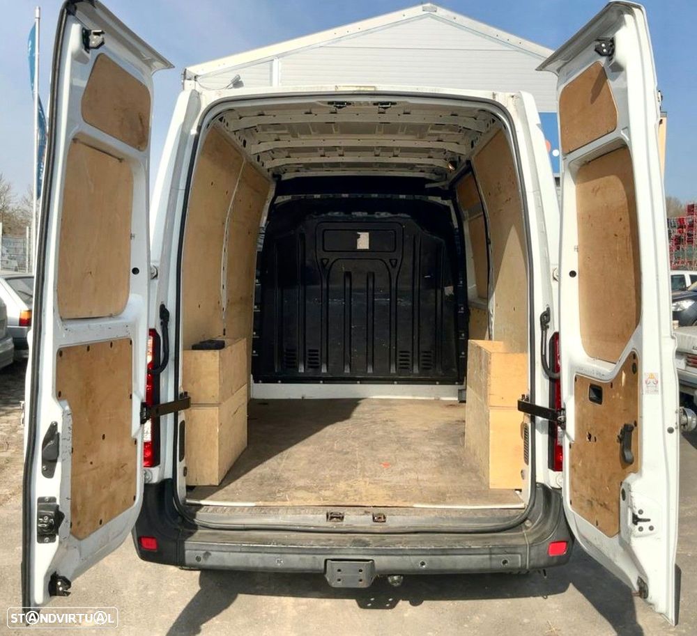 Renault Master 2.3 dCi L2H2 3.3T - 2