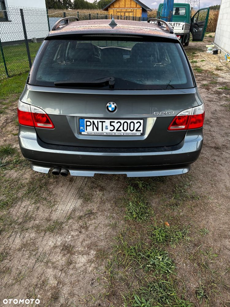 BMW Seria 5 2006 photo 4