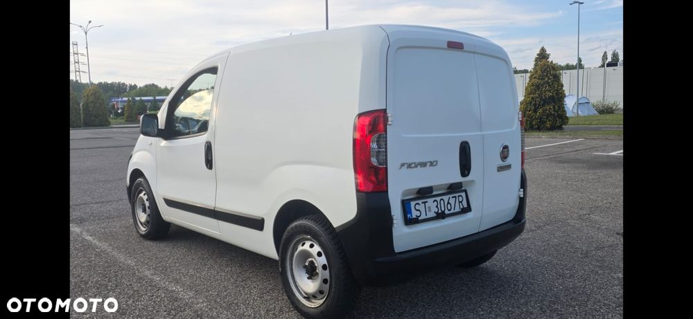 Fiat Fiorino Kombi 8V Base - 9