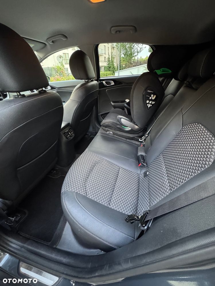 Kia XCeed - 6