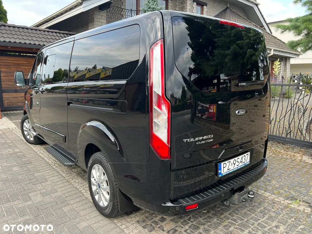 Ford Tourneo Custom - 7