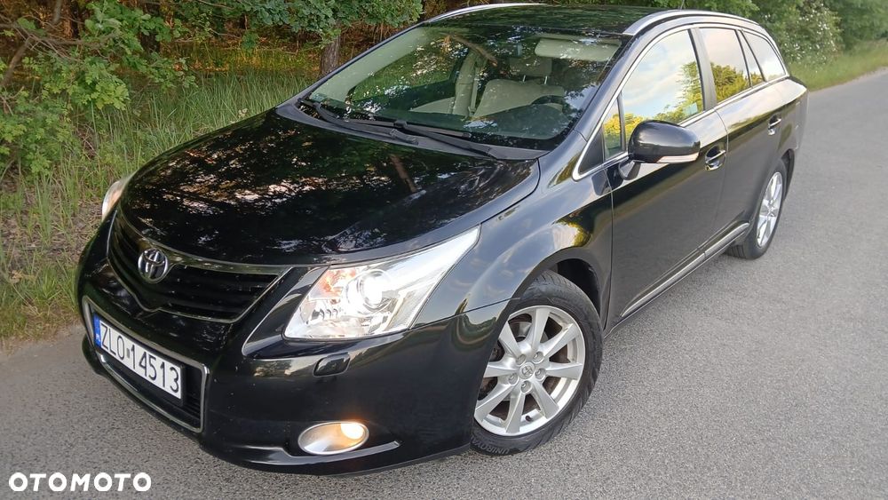 Toyota Avensis - 1