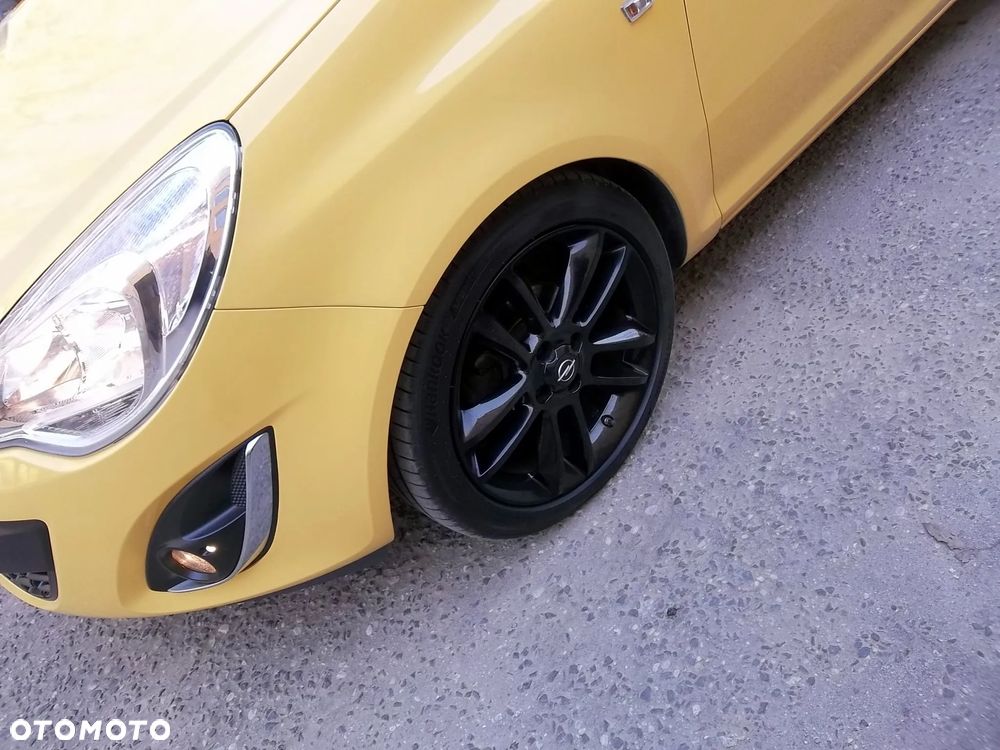 Opel Corsa 1.2 16V Cosmo - 18