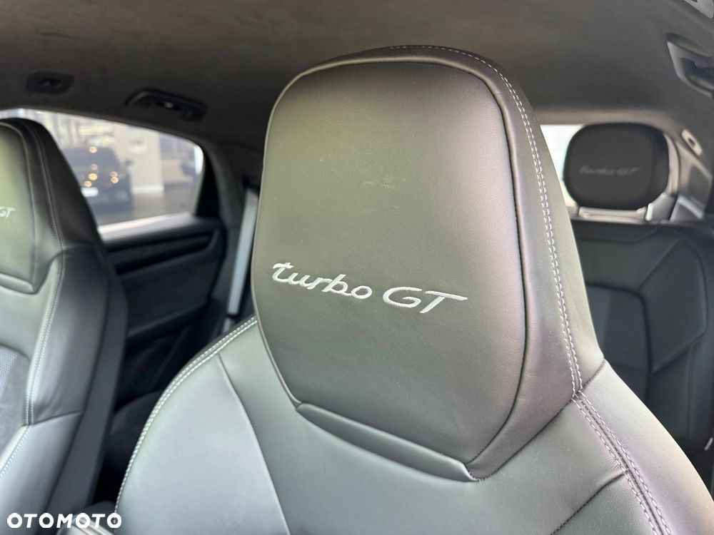 Porsche Cayenne Turbo GT - 27