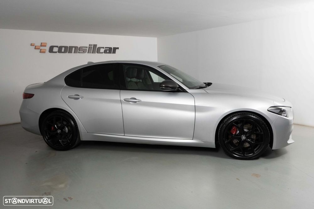 Alfa Romeo Giulia 2.2 D Super AT8 - 8