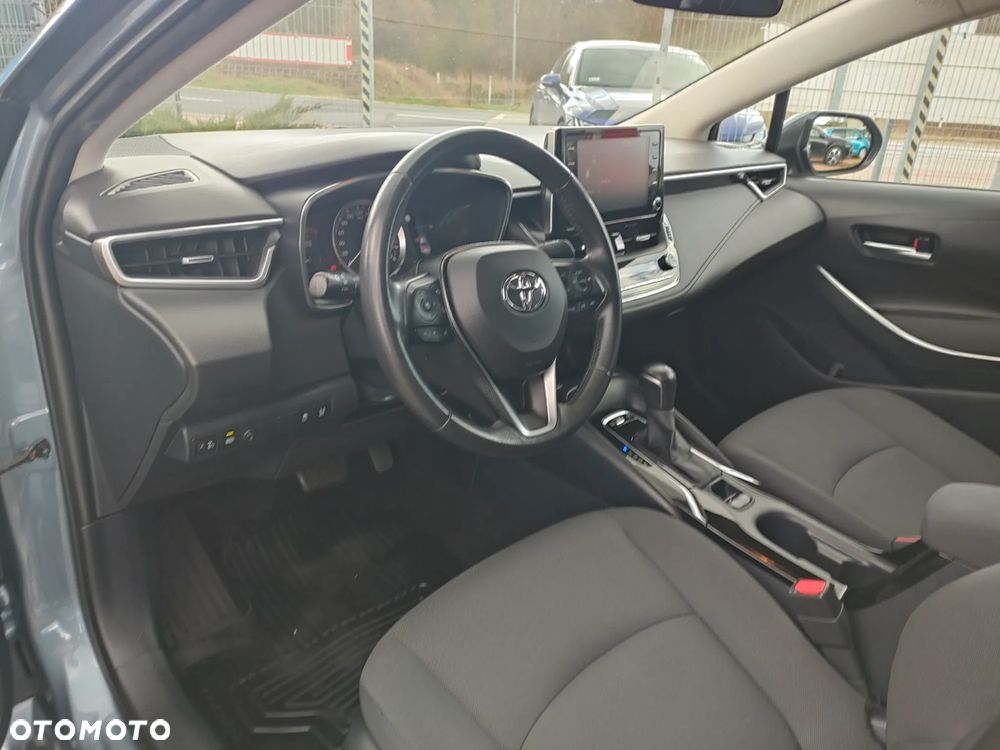 Toyota Corolla 1.8 Hybrid Comfort - 17